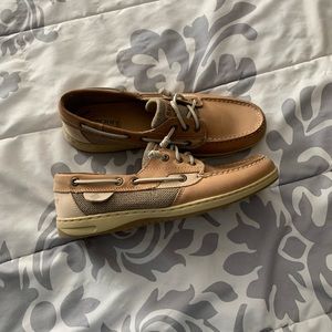 Women’s Sperry’s boat shoes size 9
